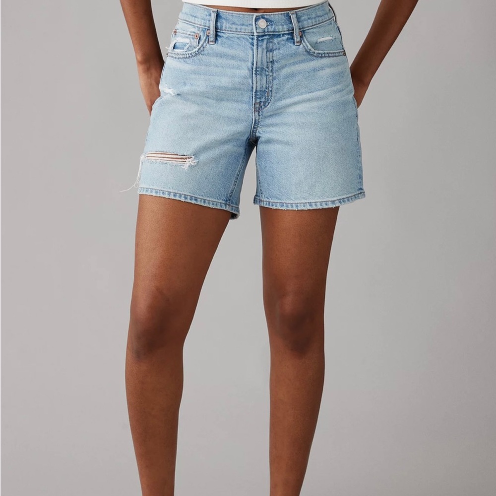 American Eagle super high waisted 6” relaxed ripped denim shorts